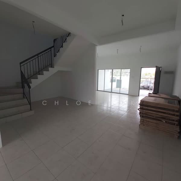 Rumah Teres 2 Tingkat untuk Dijual di Taman Scientex Rawang (Rawang) - Chloe Kok - PropertyGuru.com.my