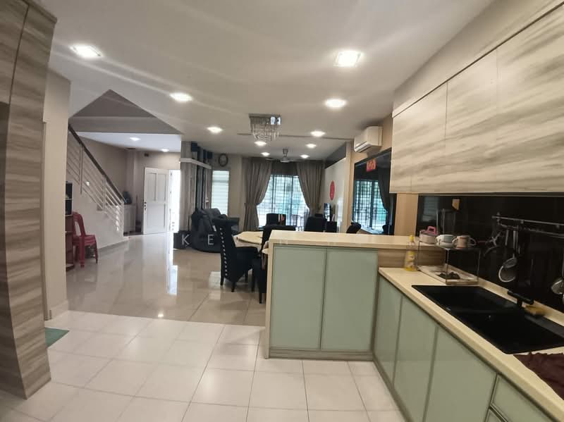 2-storey Terraced House for Sale in Taman Seri Austin (Tebrau) - Kevin Ho - Living Room - PropertyGuru.com.my