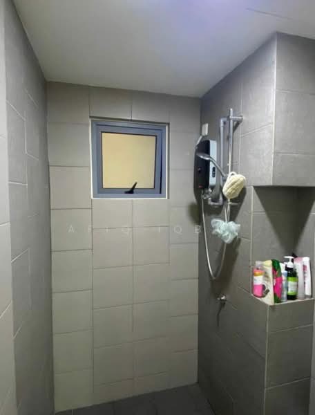 Kondominium untuk Disewa di Sky Awani Residensi 3 - Afiq Iqbal - Bathroom - PropertyGuru.com.my