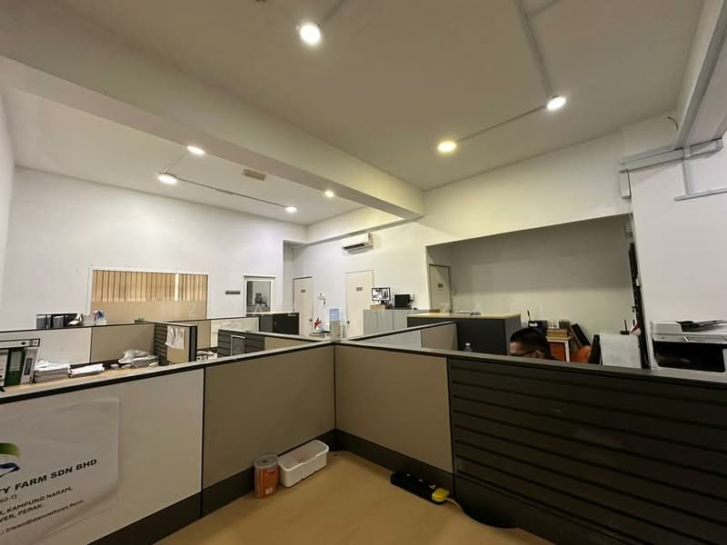 Retail Office for Rent in Laman Seri (Shah Alam) - Izzaza Izzati - Interior - PropertyGuru.com.my