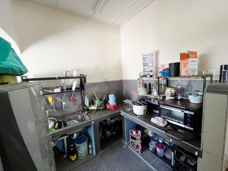 Flat for Sale at Flat Taman Pelangi Indah - Ashley Goh - Kitchen - PropertyGuru.com.my