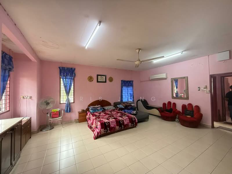 2-storey Terraced House for Sale in Batu Caves (Selangor) - Tris Jong - Bedroom - PropertyGuru.com.my