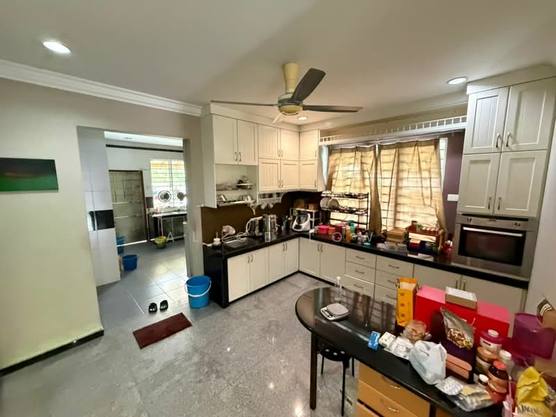 Bungalow for Sale in Bandar Country Homes (Rawang) - Alice Low - Kitchen - PropertyGuru.com.my