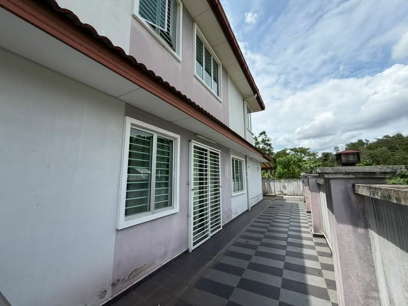 Bungalow for Sale in Bandar Country Homes (Rawang) - Alice Low - Exterior - PropertyGuru.com.my