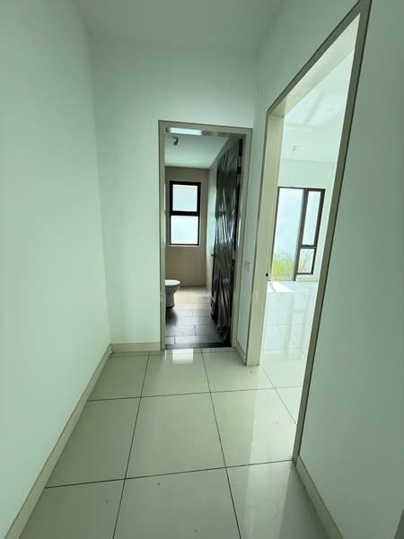 Rumah Teres 2 Tingkat untuk Dijual di Denai Alam (Shah Alam) - Winson Tam - Corridor - PropertyGuru.com.my