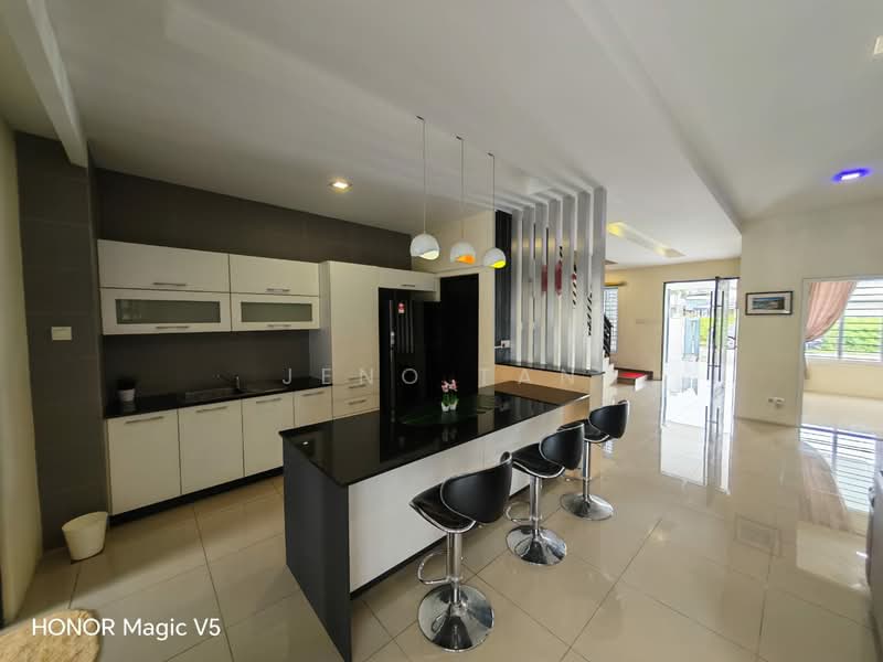 2-storey Terraced House for Rent in Kuching (Sarawak) - Jeno Tan - Kitchen - PropertyGuru.com.my