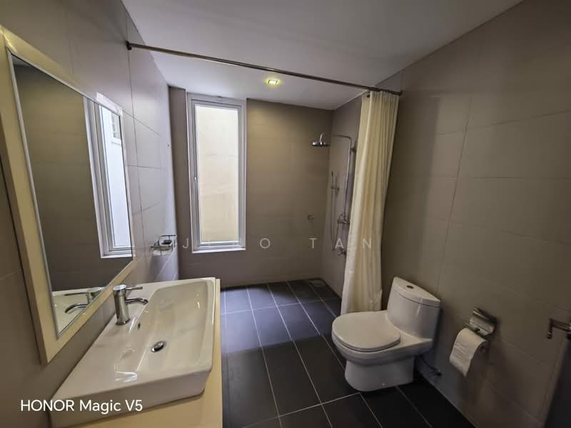 2-storey Terraced House for Rent in Kuching (Sarawak) - Jeno Tan - Bathroom - PropertyGuru.com.my