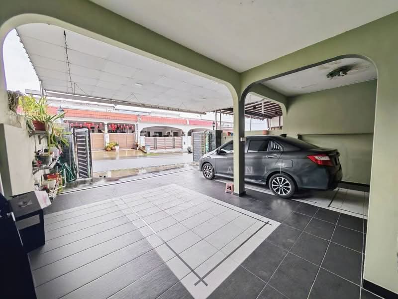 Rumah Teres 2 Tingkat untuk Dijual di Taman Soga (Batu Pahat) - UMAIR ZANIL - PropertyGuru.com.my