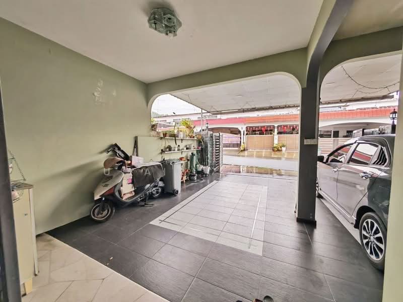 Rumah Teres 2 Tingkat untuk Dijual di Taman Soga (Batu Pahat) - UMAIR ZANIL - PropertyGuru.com.my