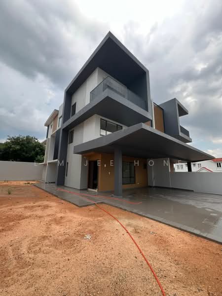 Rumah Berkembar untuk Dijual di Wangsa Maju (Kuala Lumpur) - Lim Jee Hone - Exterior - PropertyGuru.com.my