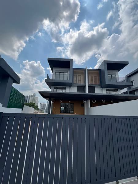 Rumah Berkembar untuk Dijual di Wangsa Maju (Kuala Lumpur) - Lim Jee Hone - Exterior - PropertyGuru.com.my