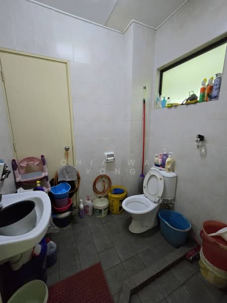 Rumah Teres untuk Dijual di Bandar Puteri Klang (Klang) - Chia Wai Yong - Bathroom - PropertyGuru.com.my
