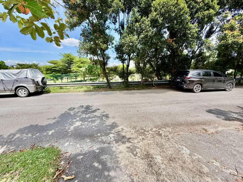 2-storey Terraced House for Sale in Usj 22 (Subang Jaya) - Muhammad Ridhwan Mohd Huzairi - Exterior - PropertyGuru.com.my