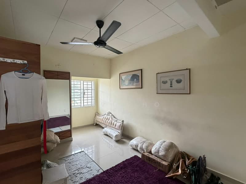 Rumah Teres 2 Tingkat untuk Dijual di Taman Megah Ria (Masai) - Kevin Ho - Bedroom - PropertyGuru.com.my