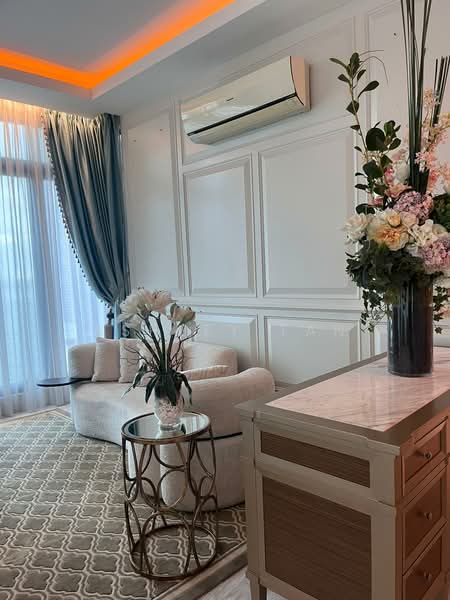Kondominium untuk Dijual di The LIGHT COLLECTION II - Ashley Tan - Living Room - PropertyGuru.com.my