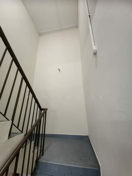 Shop for Rent in Ampang (Selangor) - Han Haw Ze - Interior - PropertyGuru.com.my
