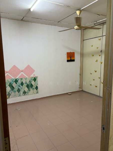 Shop / Office for Rent in Bandar Country Homes (Rawang) - Sephine Kang - Interior - PropertyGuru.com.my