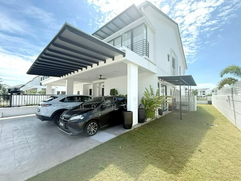 Semi-Detached House for Sale in Cyberjaya (Selangor) - Muhammad Ridhwan Mohd Huzairi - Exterior - PropertyGuru.com.my