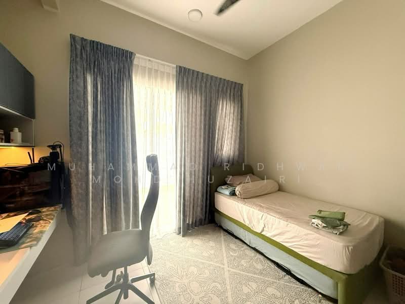 Semi-Detached House for Sale in Cyberjaya (Selangor) - Muhammad Ridhwan Mohd Huzairi - Bedroom - PropertyGuru.com.my