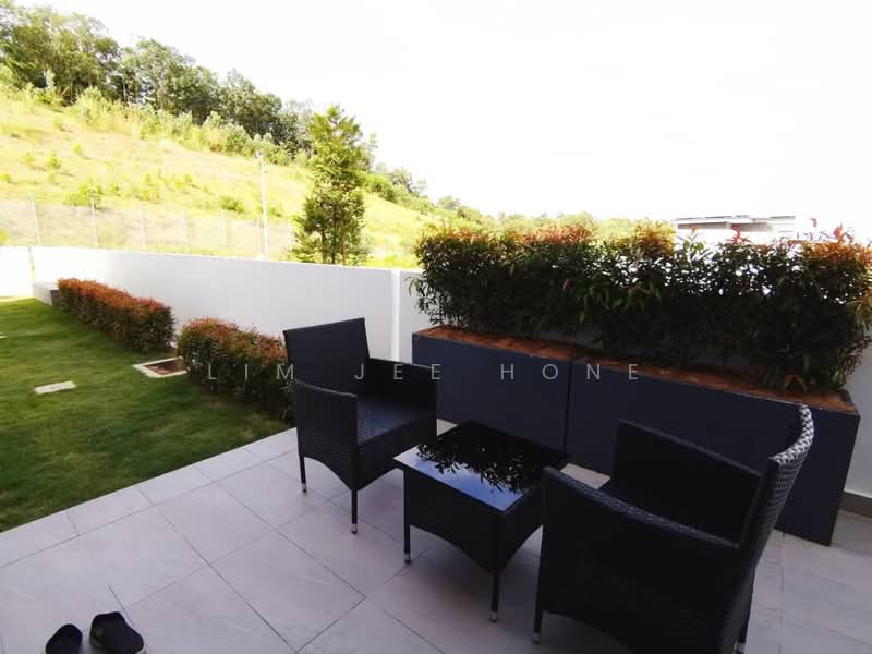 Rumah Berkembar untuk Dijual di Cyberjaya (Selangor) - Lim Jee Hone - Exterior - PropertyGuru.com.my
