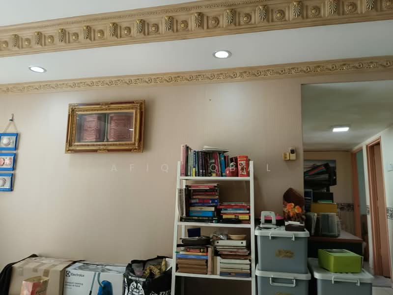 Kondominium untuk Dijual di Idaman Putera - Afiq Iqbal - Living Room - PropertyGuru.com.my