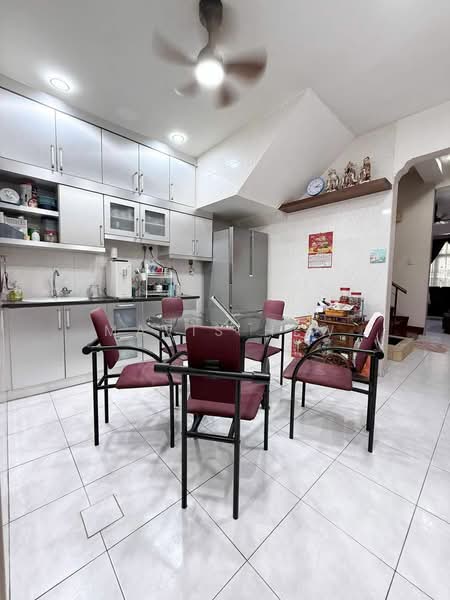 2-storey Terraced House for Sale in Taman Daya (Johor Bahru) - Mavis Hew - Kitchen - PropertyGuru.com.my