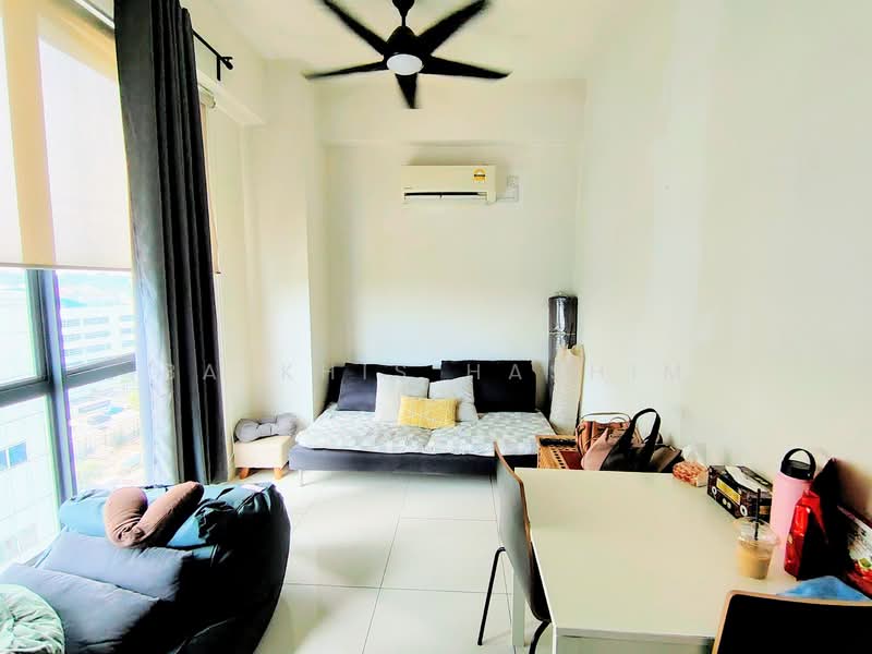 Servis Apartment untuk Dijual di Studio Fourteen - Balkhis Hashim - Living Room - PropertyGuru.com.my