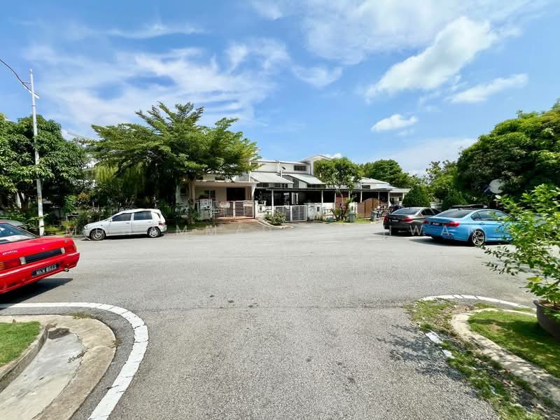 Rumah Teres 2 Tingkat untuk Dijual di Bandar Baru Enstek (Bandar Enstek) - Muhammad Ridhwan Mohd Huzairi - Exterior - PropertyGuru.com.my