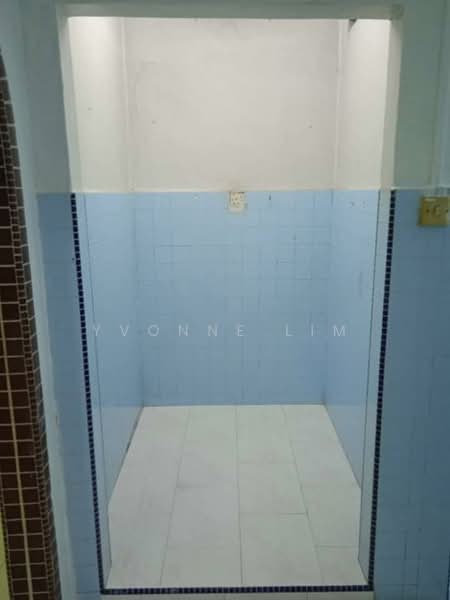 Rumah Teres 1 Tingkat untuk Dijual di Taman Universiti (Skudai) - Yvonne Lim - Bathroom - PropertyGuru.com.my