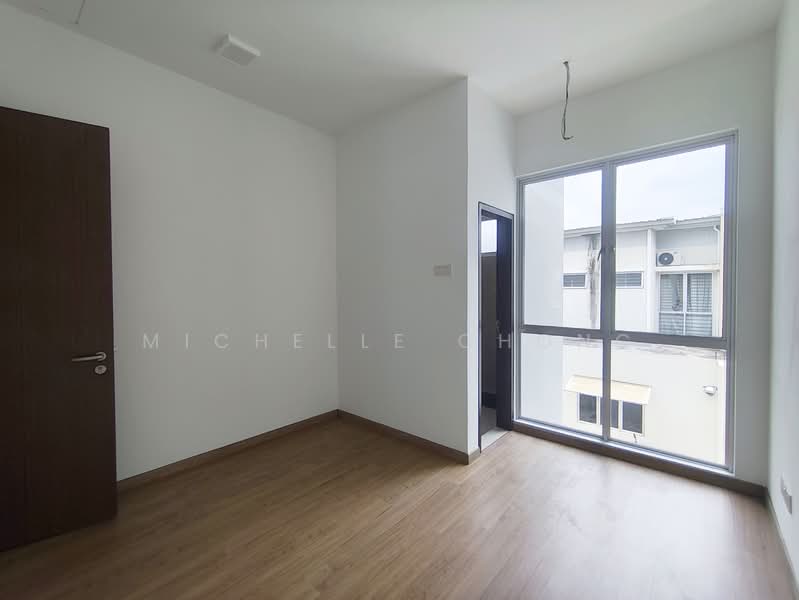 Rumah Teres 2 Tingkat untuk Dijual di Elmina (Shah Alam) - Michelle Chong - 2nd bedroom  - PropertyGuru.com.my