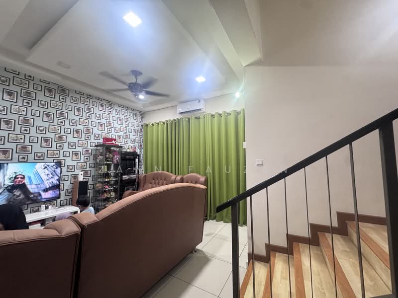 3-storey Terraced House for Sale in Rawang (Selangor) - Zann Fauzan - PropertyGuru.com.my