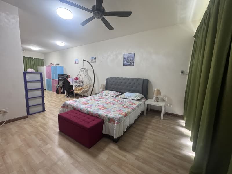 3-storey Terraced House for Sale in Rawang (Selangor) - Zann Fauzan - PropertyGuru.com.my