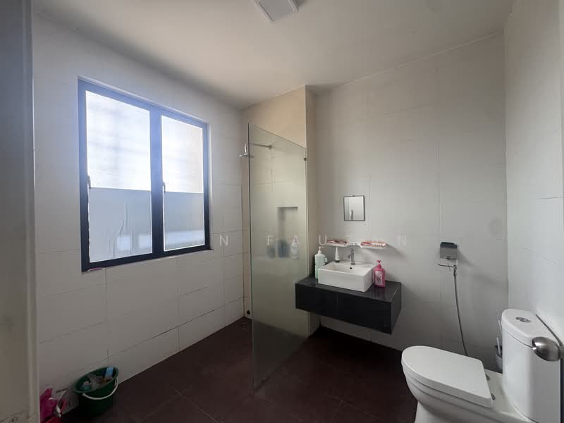 3-storey Terraced House for Sale in Rawang (Selangor) - Zann Fauzan - PropertyGuru.com.my