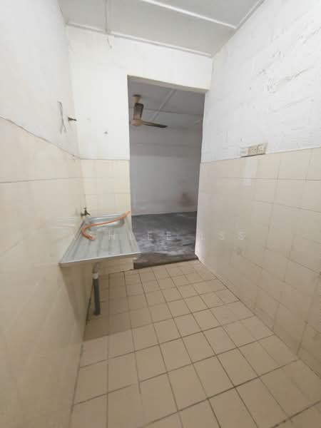 Rumah Flat untuk Disewa di Flat Taman Bukit Angkasa - Ashlee LSS - Interior - PropertyGuru.com.my