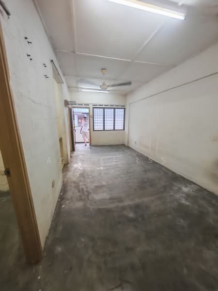 Rumah Flat untuk Disewa di Flat Taman Bukit Angkasa - Ashlee LSS - Interior - PropertyGuru.com.my