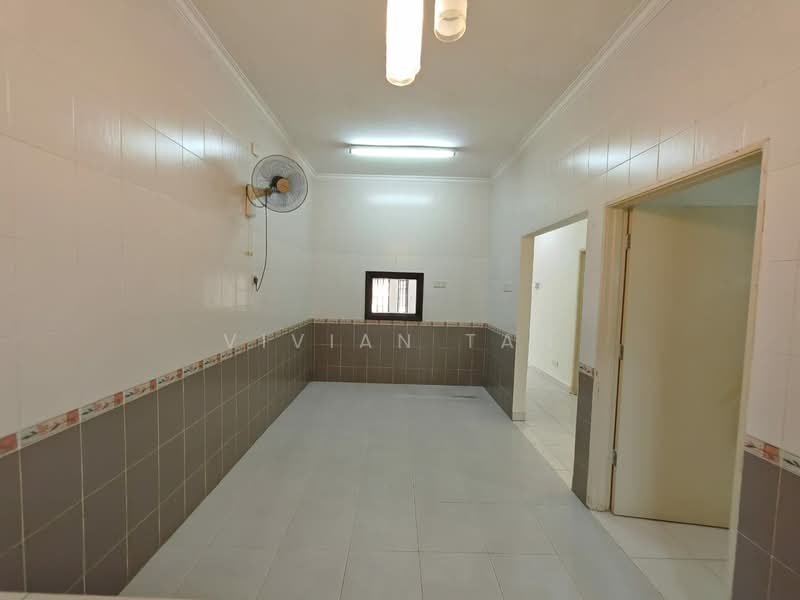 Rumah Teres 2 Tingkat untuk Dijual di Bandar Tun Hussein Onn (Cheras) - Vivian Tan - Dry kitchen - PropertyGuru.com.my