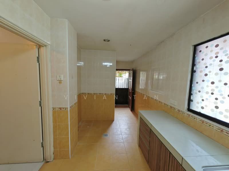 Rumah Teres 2 Tingkat untuk Dijual di Bandar Tun Hussein Onn (Cheras) - Vivian Tan - Wet Kitchen - PropertyGuru.com.my