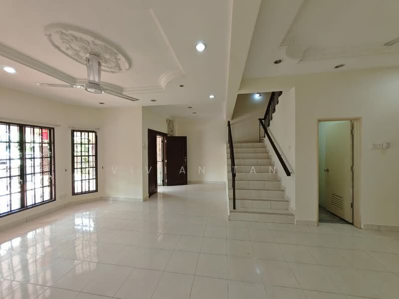 Rumah Teres 2 Tingkat untuk Dijual di Bandar Tun Hussein Onn (Cheras) - Vivian Tan - Living Room - PropertyGuru.com.my