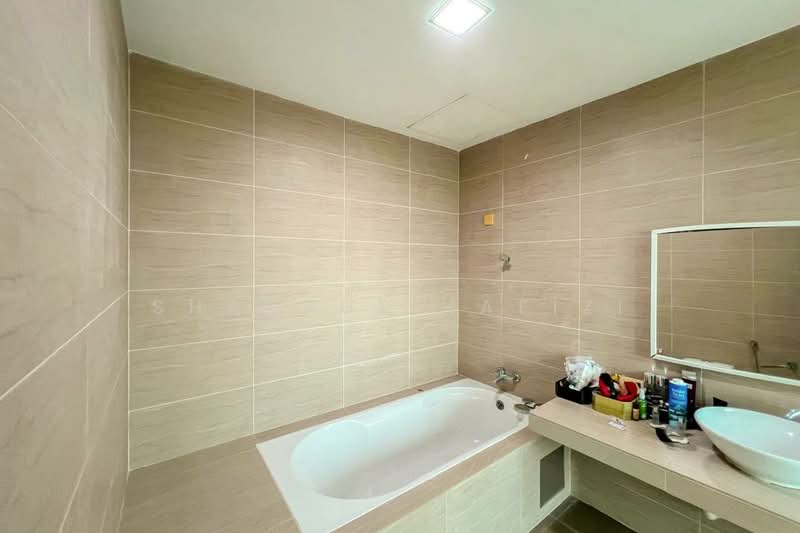 2-storey Terraced House for Sale in Cyberjaya (Selangor) - Shahrul Hafizi - Bathroom - PropertyGuru.com.my