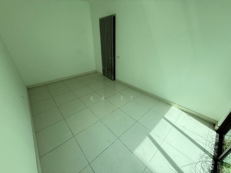 2-storey Terraced House for Sale in Denai Alam (Shah Alam) - Ka Ee - Interior - PropertyGuru.com.my