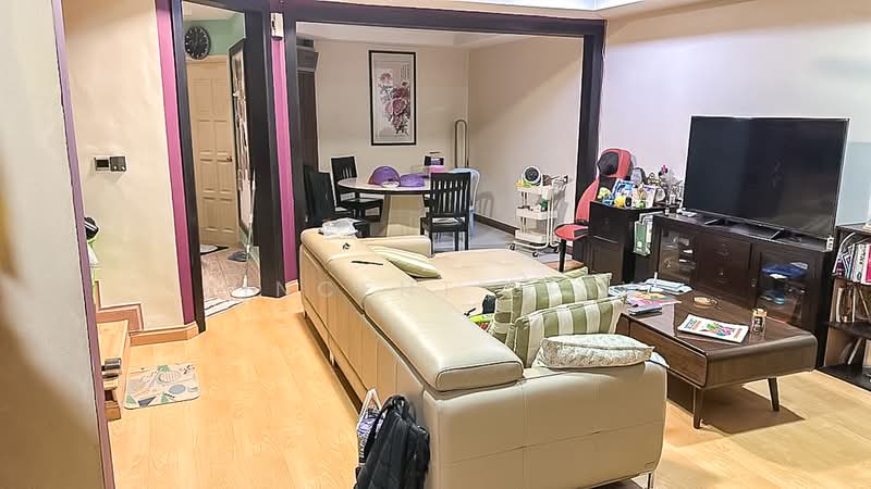 Rumah Teres 2 Tingkat untuk Dijual di Seri Utama Damansara (Kota Damansara) - Vincent Liaw - Living Room - PropertyGuru.com.my