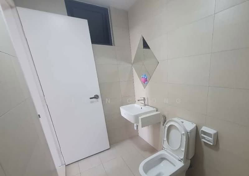 Service Residence for Rent at Gravit8, Klang - Ethan Chong - Bathroom - PropertyGuru.com.my