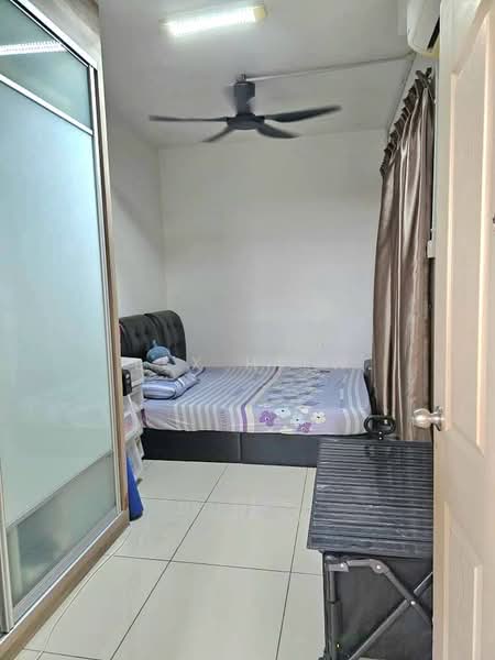 Apartment for Sale at Austin Suites (Permata Austin) - Lex Hiew - Bedroom - PropertyGuru.com.my