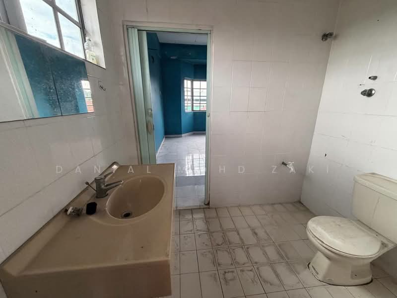 Bungalow for Sale in Klang (Selangor) - Danial Mohd Zaki - PropertyGuru.com.my