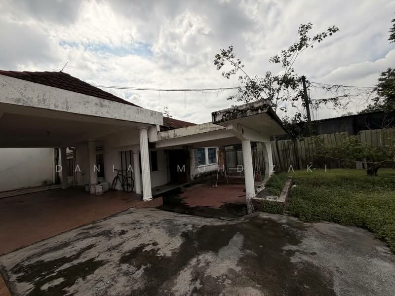 Bungalow for Sale in Klang (Selangor) - Danial Mohd Zaki - PropertyGuru.com.my