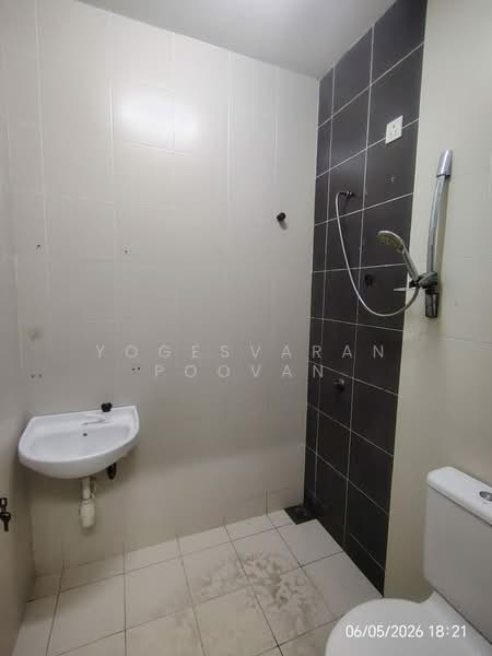 Rumah Teres 1 Tingkat untuk Disewa di Telok Panglima Garang (Selangor) - Yogesvaran Poovan - Bathroom - PropertyGuru.com.my