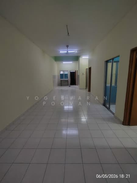 Rumah Teres 1 Tingkat untuk Disewa di Telok Panglima Garang (Selangor) - Yogesvaran Poovan - Corridor - PropertyGuru.com.my