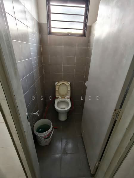 Kedai untuk Disewa di Bandar Seri Coalfields (Ijok) - Oscar Lee - Bathroom - PropertyGuru.com.my