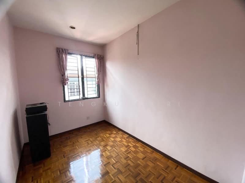 2-storey Terraced House for Sale in Taman Saujana Puchong (Seri Kembangan) - Tengku Zairi - PropertyGuru.com.my