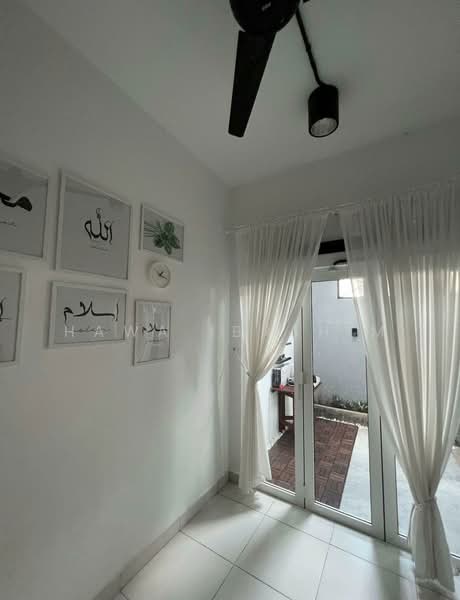 2-storey Terraced House for Sale in Taman Pelangi Semenyih 2 (Semenyih) - Hawa Ibrahim - Interior - PropertyGuru.com.my